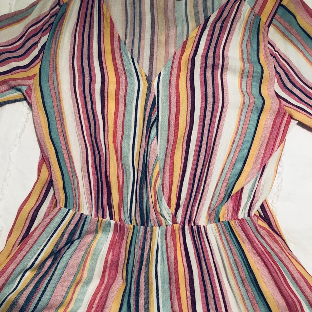 SUPER CUTE & FUN 🥳 Romper! Like New/Small!!